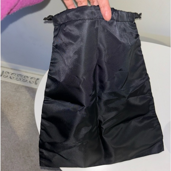 Lululemon Drawstring Shoe Bag - Picture 4 of 8